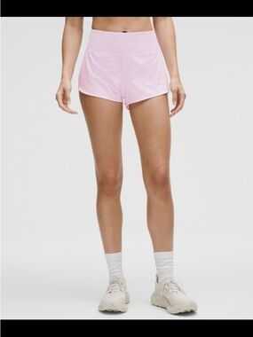 Lululemon speed up High-Rise 2.5 inseam light pink shorts